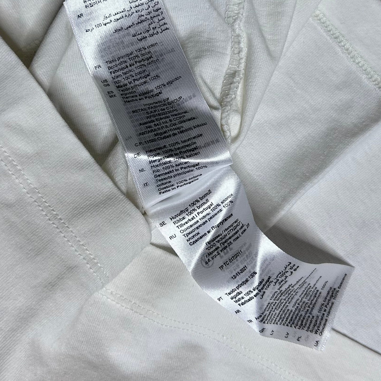 Secondhand white Sandro T-Shirt with colorful graphic print