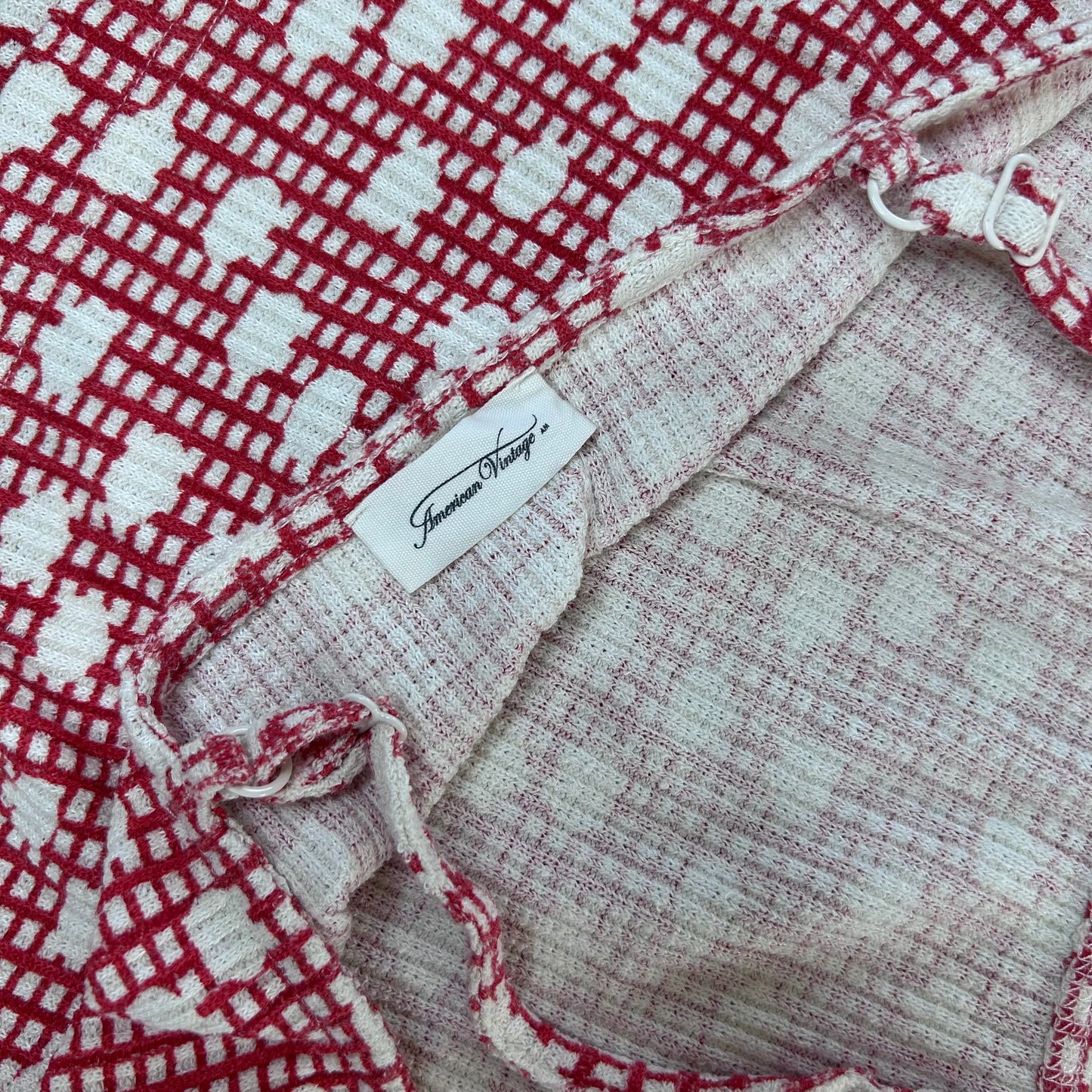 Secondhand red and white checkered American Vintage crop top with polka dots 