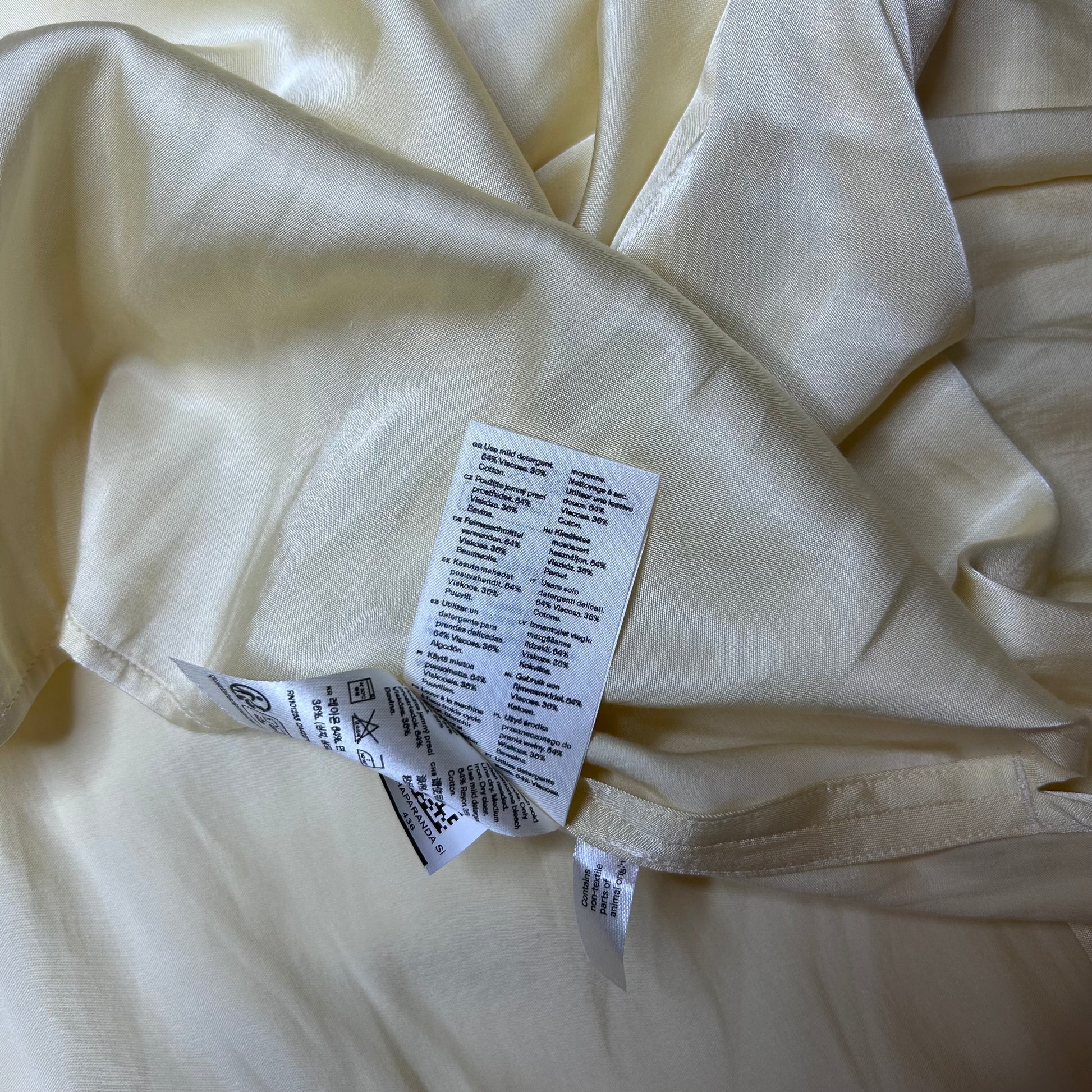 Secondhand creme Arket Blouse 