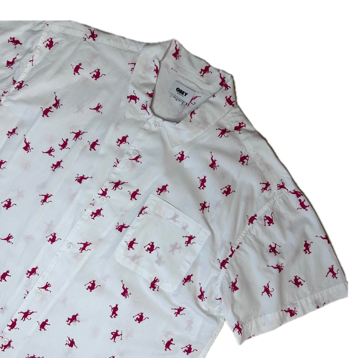 Secondhand white cotton Obey Shirt with short sleeves and red devil print 