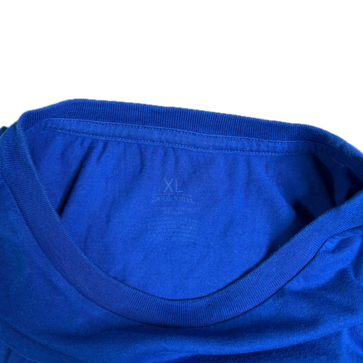 Secondhand blue cotton T-Shirt with colorful print 