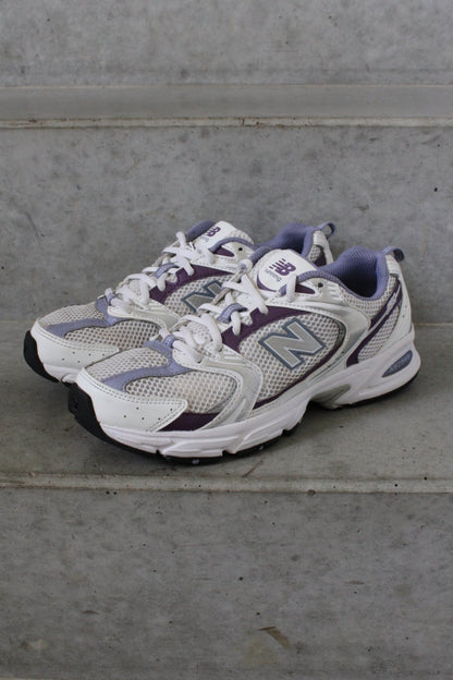 Secondhand white and purple New Balance 530 Sneakers 