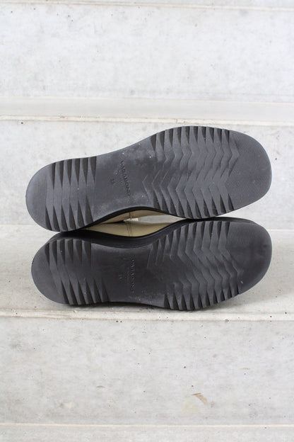 Secondhand white and black leather Vagabond Tara Boots 