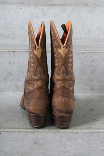 Secondhand brown leather Sendra Cowboy Boots with stiching 