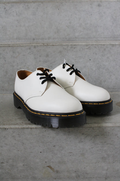Secondhand white leather Dr. Martens 1461 Bex Shoes 