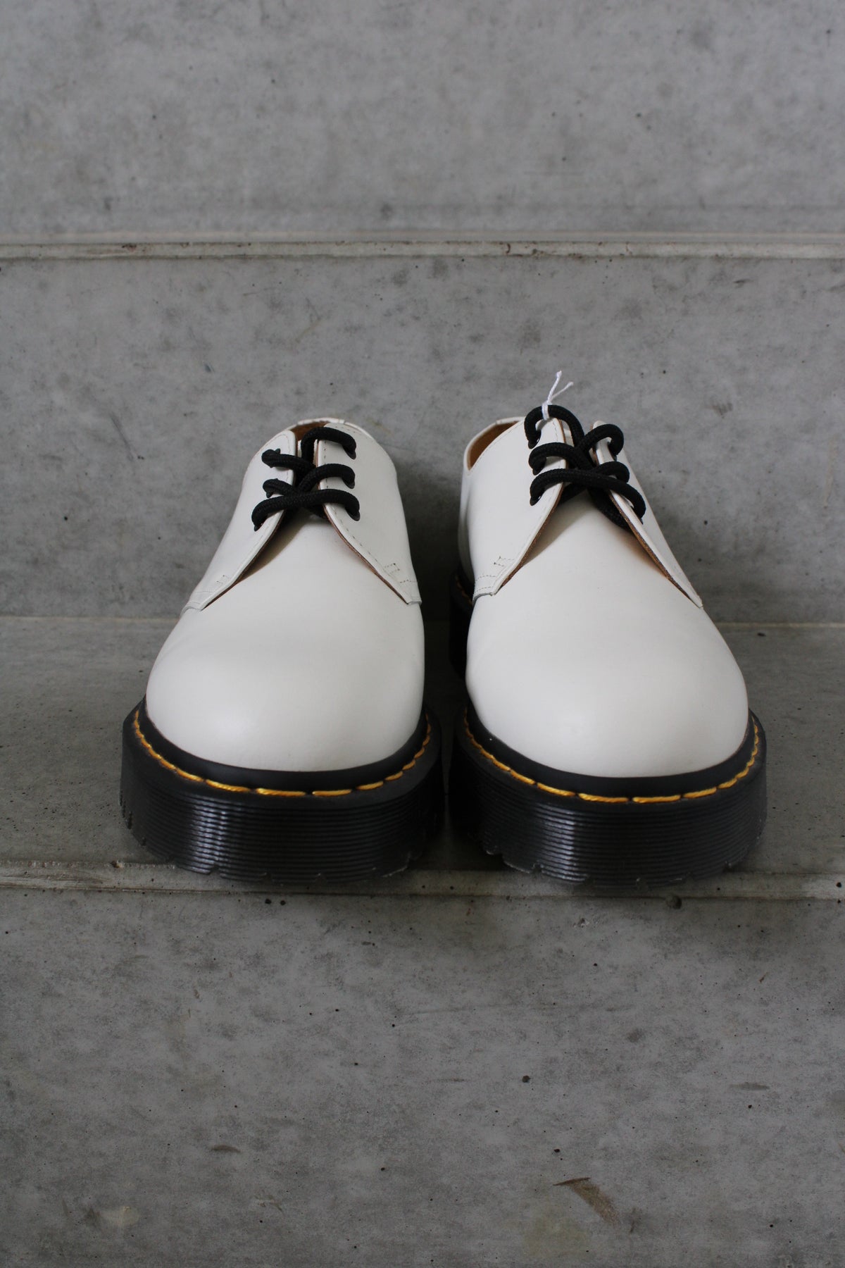 Secondhand white leather Dr. Martens 1461 Bex Shoes 