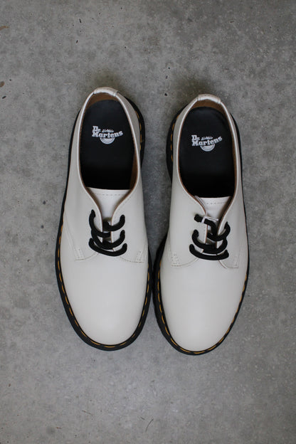 Secondhand white leather Dr. Martens 1461 Bex Shoes 